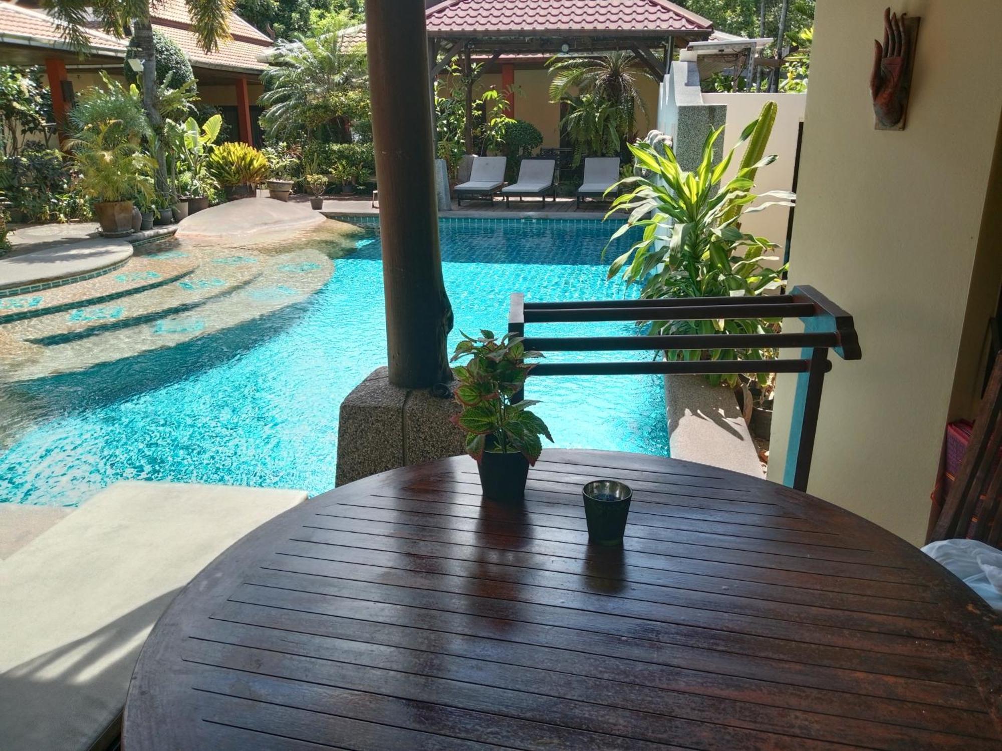Baan Tropicana Mae Nam Bagian luar foto