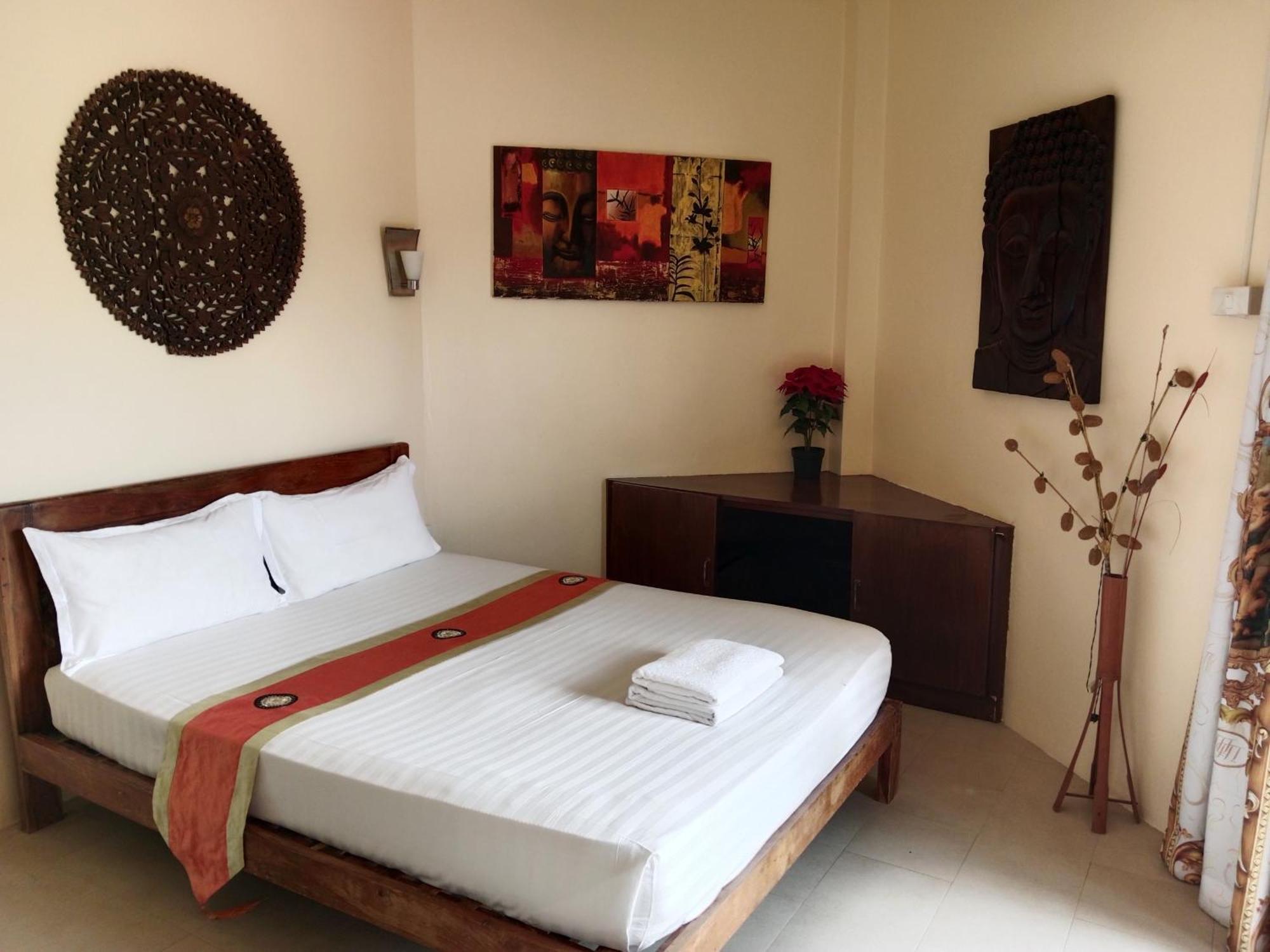 Baan Tropicana Mae Nam Bagian luar foto